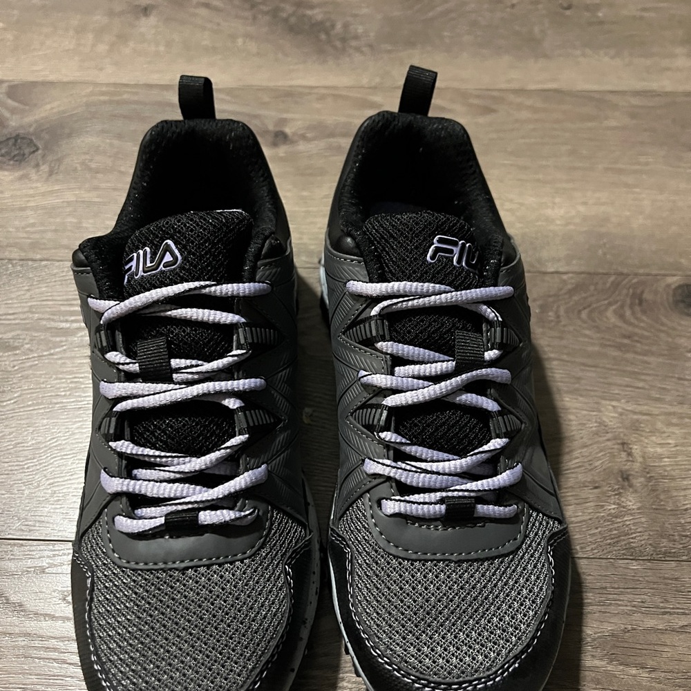 Fila Outdoor At Peak Sneakers Size Womens  6.5 New - Picture 3 of 6